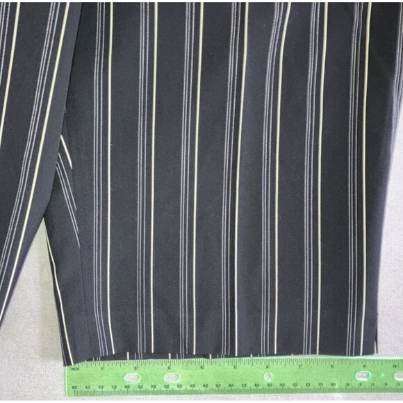 SPORT HALEY 8 Black Pinstripe Stretch Bermuda Golf Sport Walking Shorts Medium - Picture 4 of 5